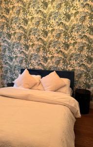 APT in BRICKLANE Elaris40