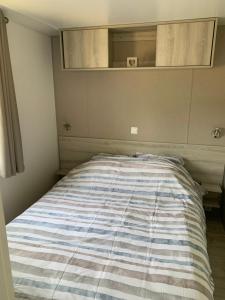 Campings Mobil home pres de l etang : photos des chambres