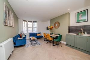 Seafront 3 Bedroom Flat Sleep 10 Guests