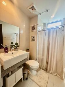 City Lights Apartment in BGC