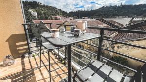 Appartements Au petit Velo de Vienne - Balcon, Vue Panoramique & Parking gratuit : photos des chambres