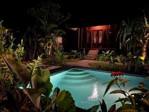 Puri Sari Villas, Restaurant and Bar