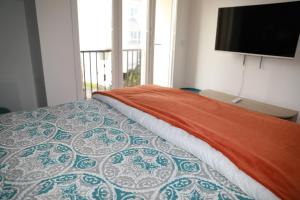 Appartements Appartement Luxe Floral Stay 15 Min To CDG And Paris : photos des chambres