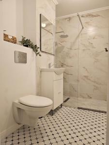 At Blue And Ladyluck