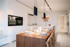 ZEPHYR - Stijlvol appartement met terras en panoramisch zeezicht