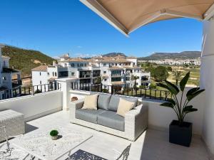 Stunning penthouse with beautiful golf views