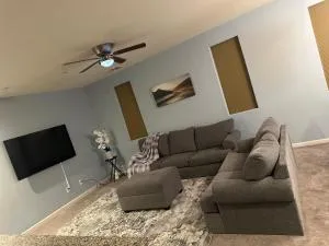 Charming 3Bed 3Bath at the Heart of Sacramento - 伍德兰