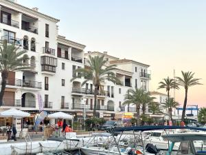 Sea view loft in La Duquesa close to beach