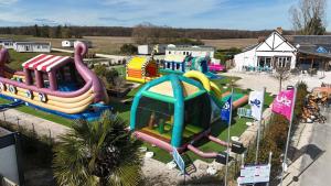 Campings Mobil home pres de l etang : photos des chambres