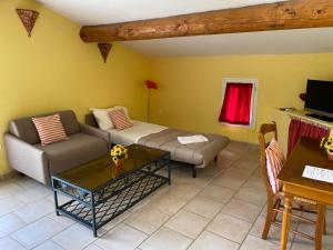 B&B / Chambres d'hotes Le Mas de Ponge : Maison de Vacances