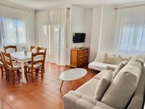 Two-Bedroom Apartment with Pool View room in Apartamentos Latin