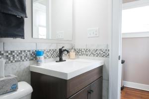 Adorable Broad Ripple Duplex