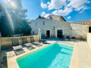 Maisons de vacances Les Rives du Parc Piscine 12 personnes : photos des chambres