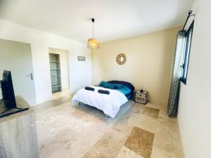 Maisons de vacances Les Rives du Parc Piscine 12 personnes : photos des chambres