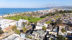 Central Location Villa - 2 blocks Mission Beach