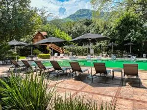 Yemaya Club - 圣玛丽戴尔奥罗