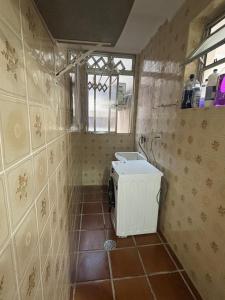 Enseada beach- na quadra da praia