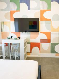 Urban Hub Apartments