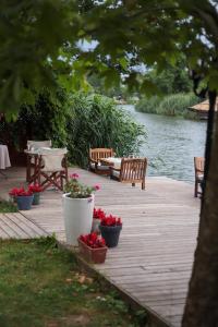 Tranquilla River Lodge