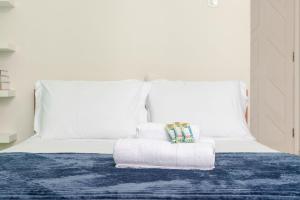 Leme e Copacabana apartamento e estudio na melhor localizacao