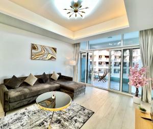 Azizi Mina - Palm Jumeirah