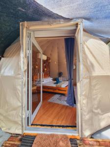 JUSH NATIVE AND GLAMPING