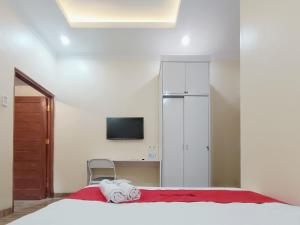 RedDoorz near Monjali 4 Yogyakarta