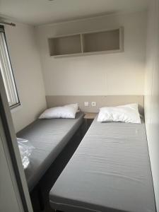 Mobil home climatisé 8 couchages 3 CHAMBRES 222 SIBLU LES CHARMETTES