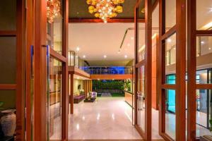 At the tree by fatimah