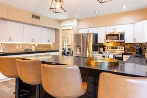 Spacious 5-bed, 3-bath home!