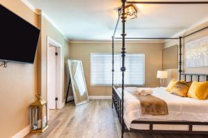 Spacious 5-bed, 3-bath home!