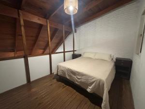 Duplex con AA Hospital San Martin