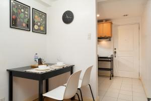 Tranquil Greenbelt Makati Condo - Free Pool Access