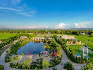 Komsan Kampot Resort