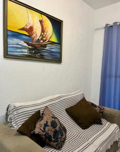 Casa com salão de festas 7km da praia