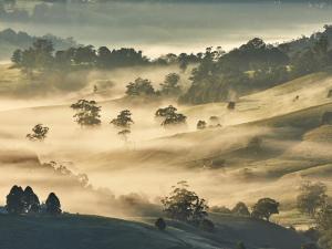 Hike to your Off-Grid Cabin Deep in Nature - Santi