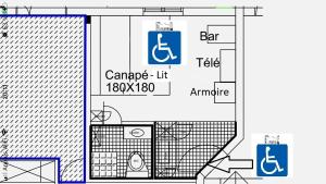 Studio 18 m2 - Séjour Parisien économique - Calme Rez de chaussée sur patio Privé - Grand Canapé-Lit Clic Clac pour 2 personnes - Cuisine Équipée - Salle de bains - 5 minutes du Métro Brochant de la ligne 13,Bus 54 74 et 31 vers sites tourist