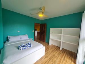 Tablas Seaview Homestay