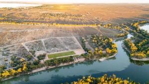 Lake Victoria Lodge, Rufus