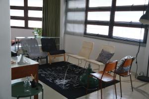 The Urbanists BKK Entire Floor 4-6 people 4Beds 4Baths near Medpark Hospital , Queen Sirikit Convention hall , Benjakitti Park