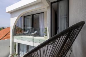 Brand New Luxury 5 Stars Designer Villa by Amare Villas