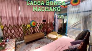 Cassa Bonda Std Family Room