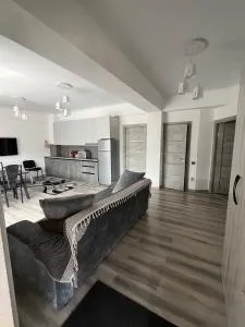 Chok-Tal Paris 1 - 乔克-塔尔