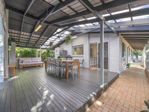 Maroochy 4 Bedroom Family Beachhouse