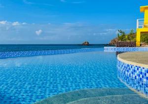 Dreamland Paradise Resort