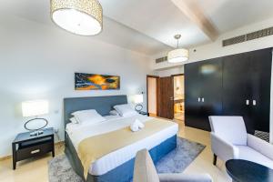 Luxury 2BR in Shams 1 by PK Holidays