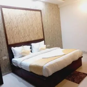 Hotel Green Lotus - Badarpur
