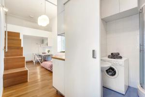 Modern studio apartment in the heart of old city