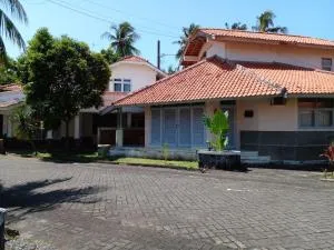 Villa Beach Anyer 2 - 卡里塔