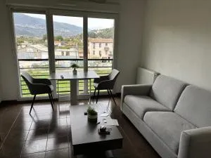 Nice St Isidore - Stadium - 卡罗